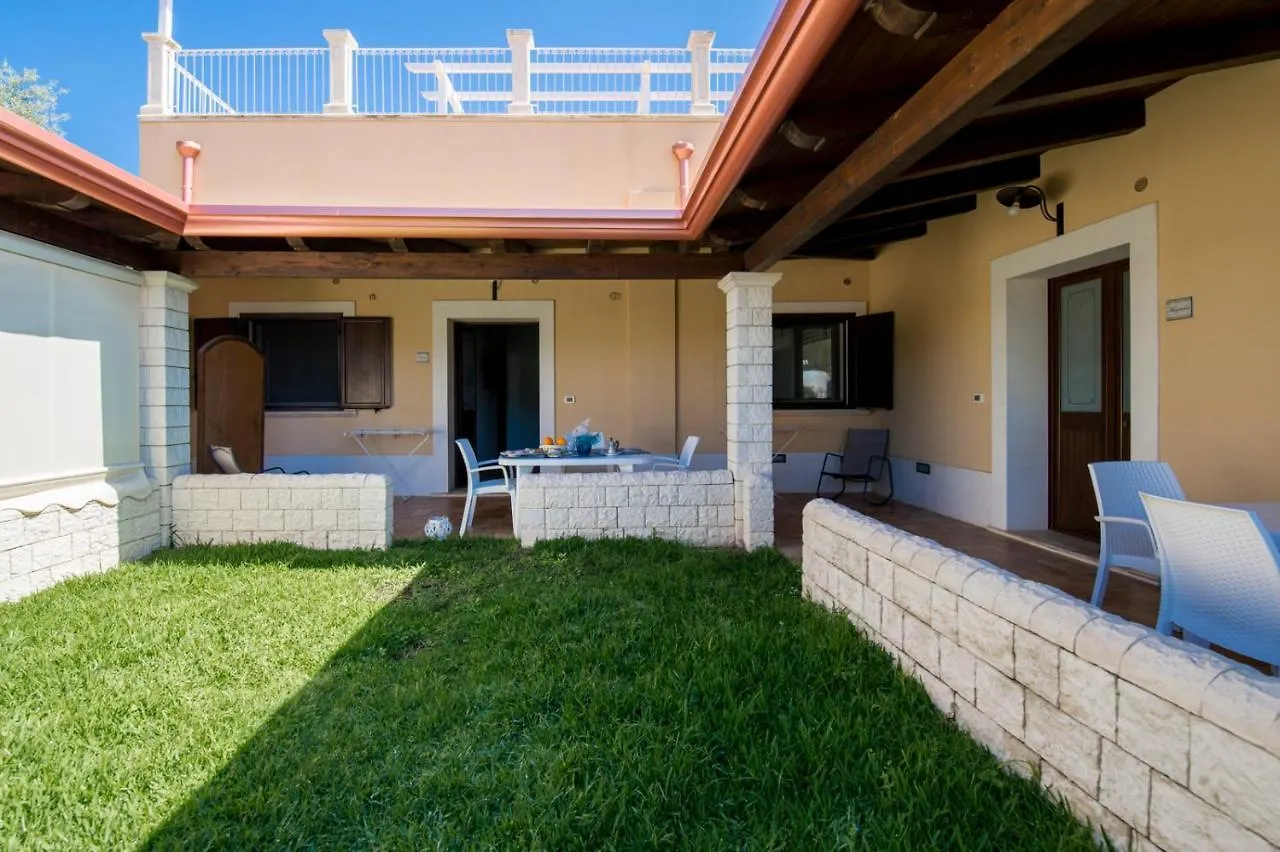 Villa Sajonara Elvira Fontane Bianche 0*,  Italy