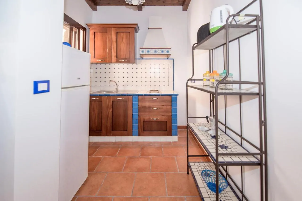 Villa Sajonara Elvira Fontane Bianche Apartment