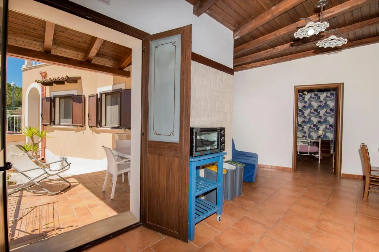 Villa Sajonara Elvira Fontane Bianche 0*,  Italy