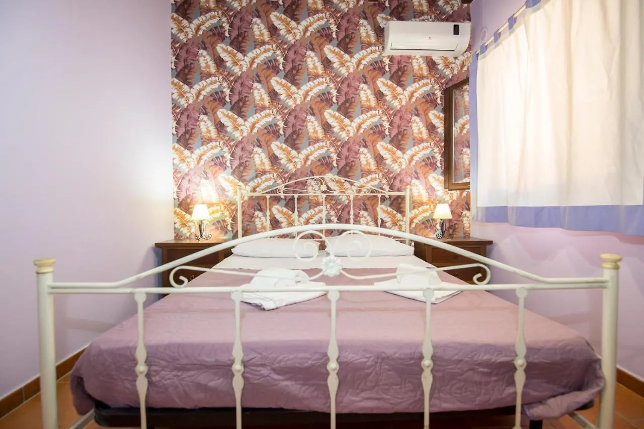 Villa Sajonara Elvira Fontane Bianche Apartment