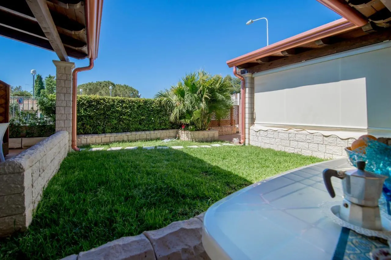 Villa Sajonara Elvira Fontane Bianche Apartment