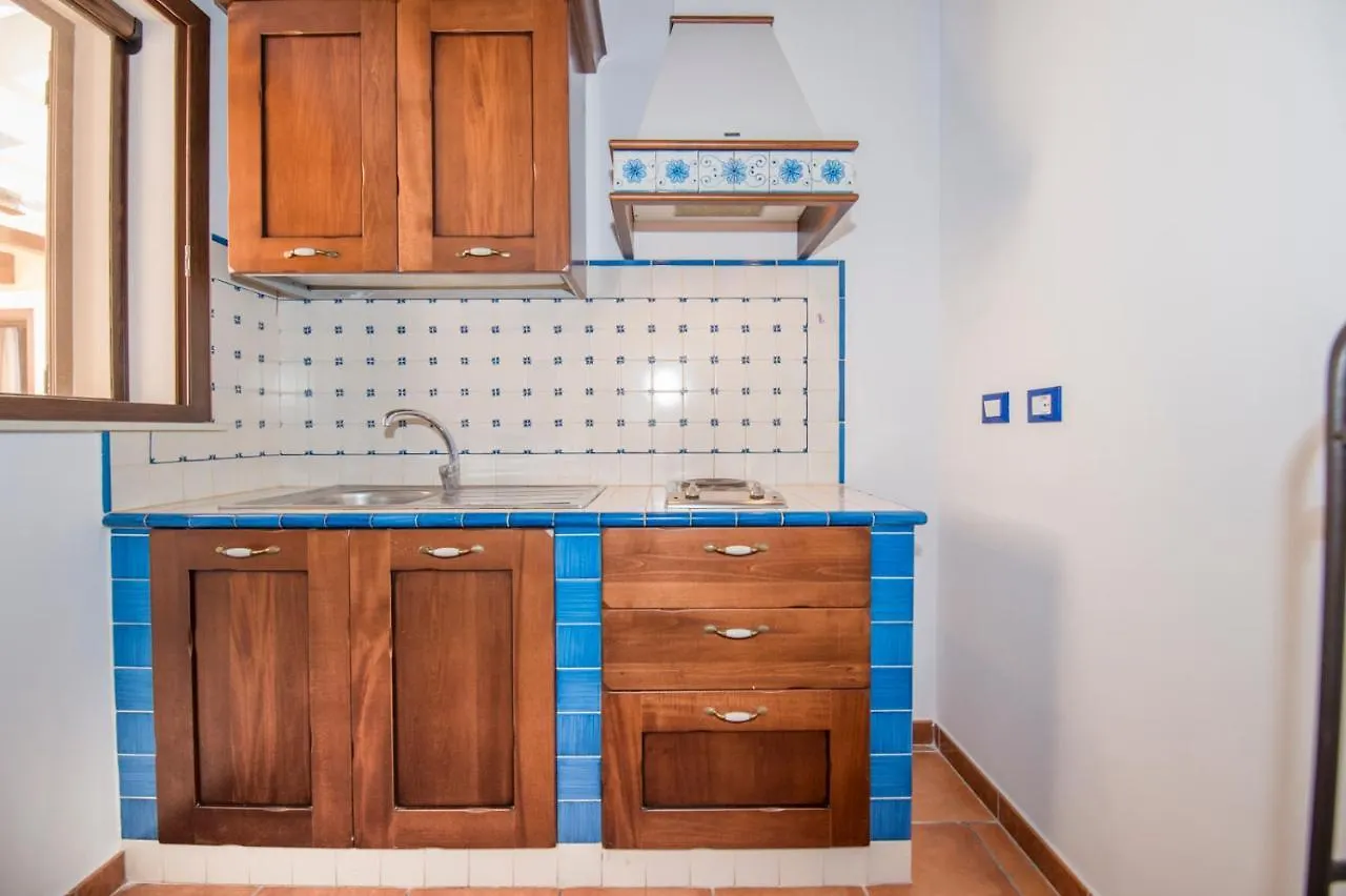 Villa Sajonara Elvira Fontane Bianche Apartment