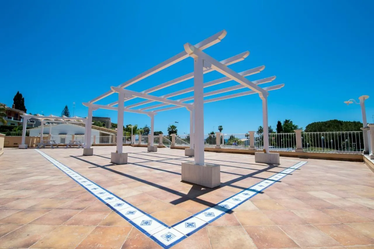 Villa Sajonara Elvira Fontane Bianche Apartment
