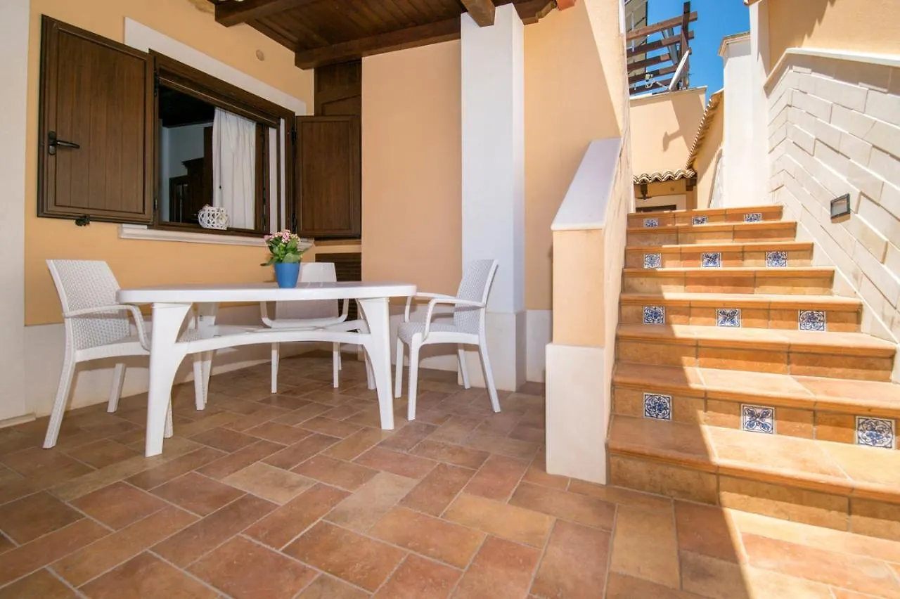 Villa Sajonara Elvira Fontane Bianche 0*,  Italy